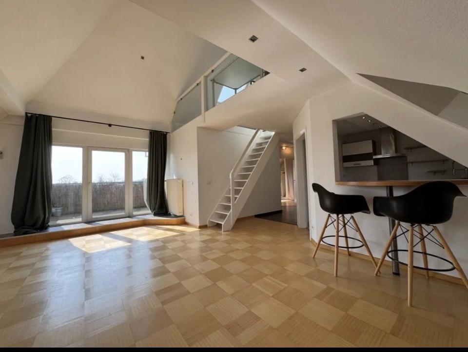 Thumbnail-Moderne Galerie-Dachgeschoss-Wohnung in MG - Dahl