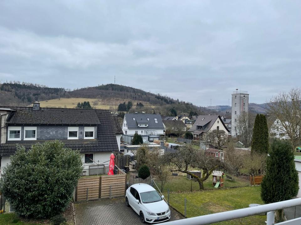 Thumbnail-Helle 2 Zimmer Wohnung in Bad Laasphe Stadt, EBK, Balkon, Stellpl