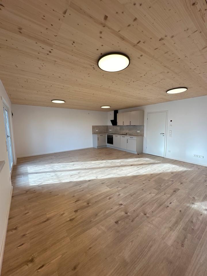 Thumbnail-Moderne und helle 4-Zimmer Neubau-Wohnung in Deggendorf