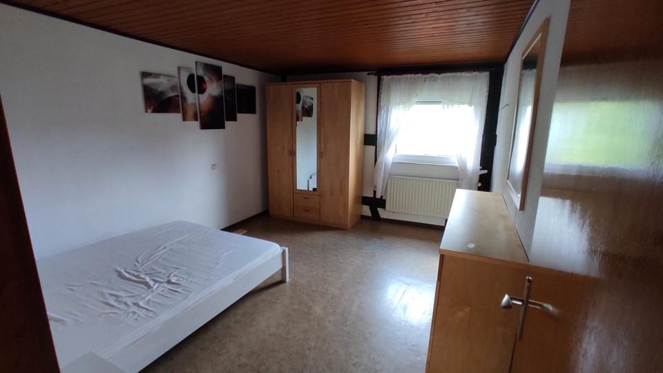 Thumbnail-Helle 45qm 1,5 Zimmer Wohnung mit Garten & Stellplatz