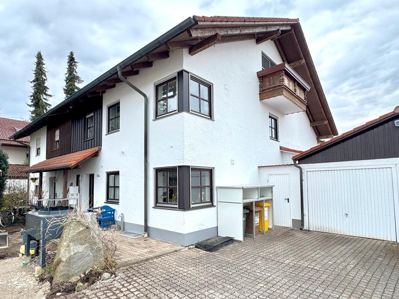 Thumbnail-Große, helle 4 ZKB Wohnung mit Balkon über 2 Etagen in Aying Dürrnhaar