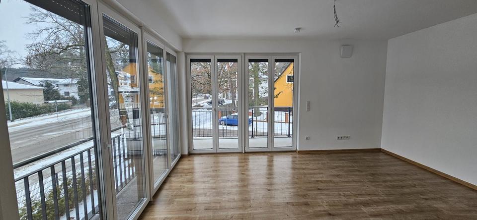 Thumbnail-Moderne 2-Zi.-Whg. in Stahnsdorf – hell und luftig, mit Balkon. Tiefgarage und Aufzug. ab sofort.