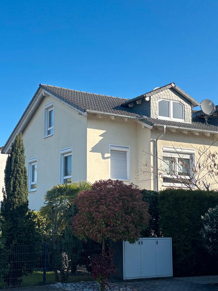 Thumbnail-Helle Doppelhaushälfte mit Südgarten in Rödermark-Waldacker