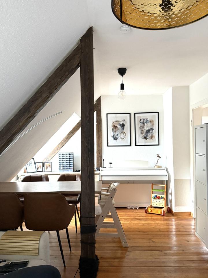 Thumbnail-Charmante DG-Wohnung mit Balkon, rugig gelegen und citynah