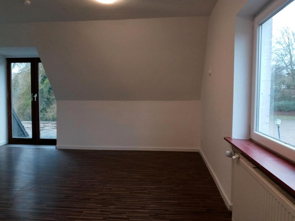 Thumbnail-Frisch Renoviertes helles WG Zimmer in FlensburgJürgensby