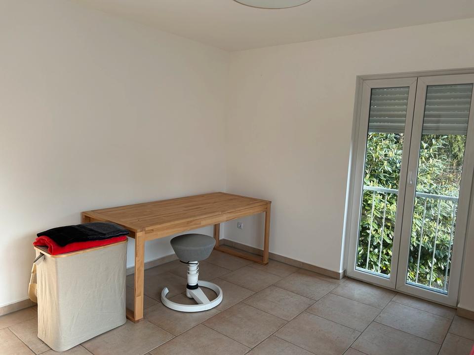 Thumbnail-Zimmer zu vermieten an weibl Einzelperson WG