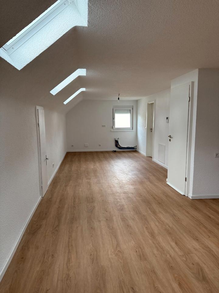 Thumbnail-Lichtdurchflutete Dachgeschosswohnung - Kernsaniert