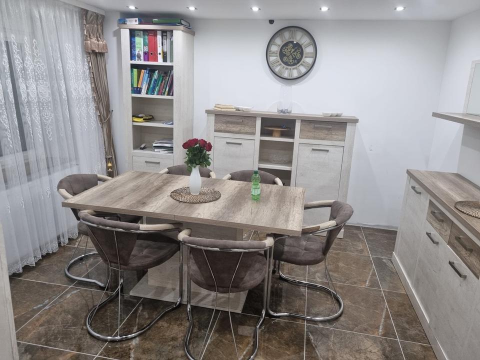 Thumbnail-Großzügige 5-ZKB Wohnung in Wadern-Morscholz (140 qm)