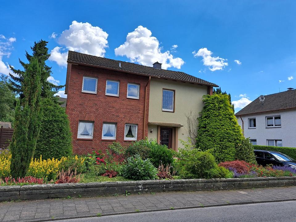 Thumbnail-Ein- Zweifamilienhaus