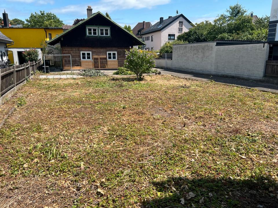 Thumbnail-Einfamilienhaus in Augsburg-Pfersee - Großer Garten