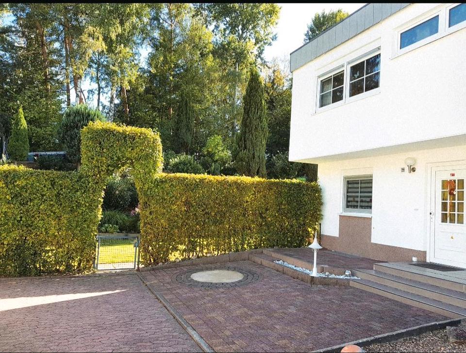 Thumbnail-Gepflegtes Einfamilienhaus in Homburg Saarland mit Garten