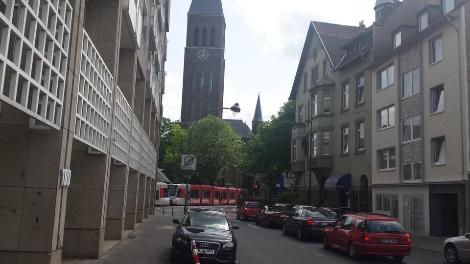 Thumbnail-D-Bilk (nahe Karolingerplatz): 57 qm Büro (2 Räume)