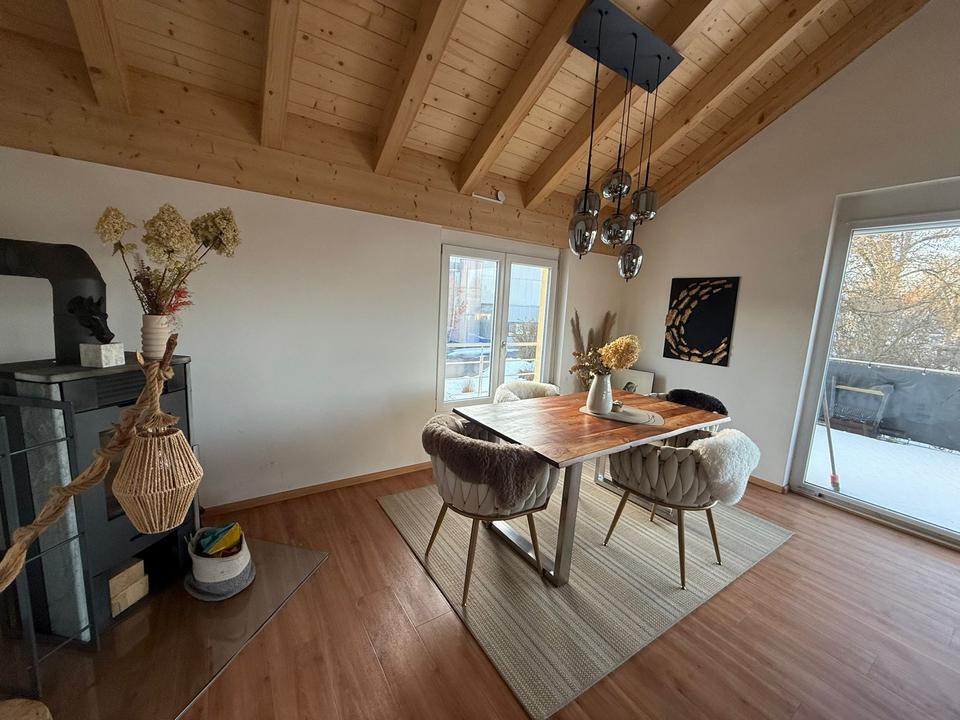 Thumbnail-Moderne Eigentumswohnung mit Dachterrasse und Garage