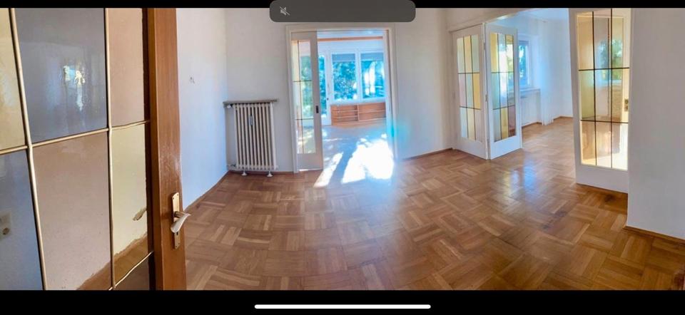 Thumbnail-Helle und großzügige Wohnung mit Wintergarten und Balkon