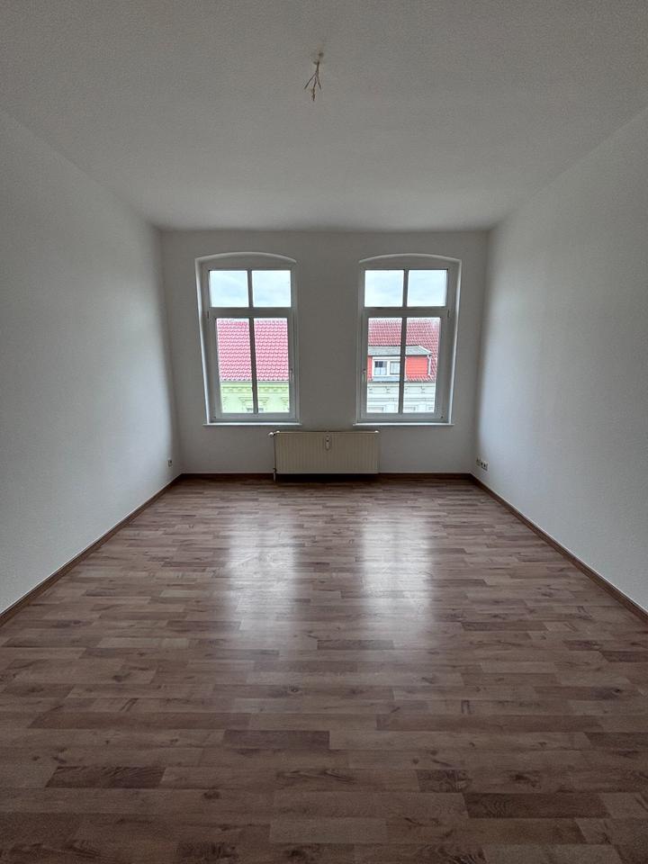 Thumbnail-Schöne 2-Zimmer-Wohnung mit Einbauküche und Tageslichtbad in zentraler Lage von Wittenberge