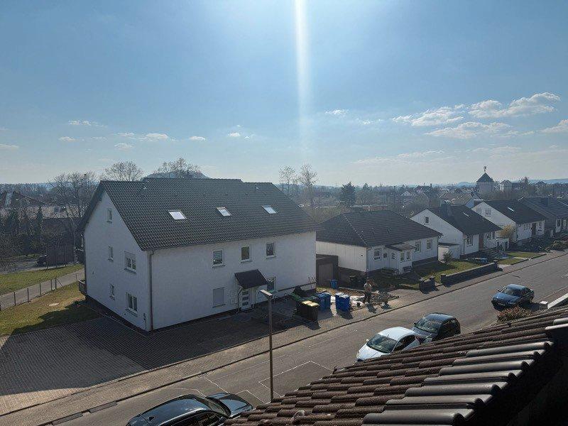 Thumbnail-Helle Dachgeschosswohnung mit unverbaubarem Blick über Kirchhain