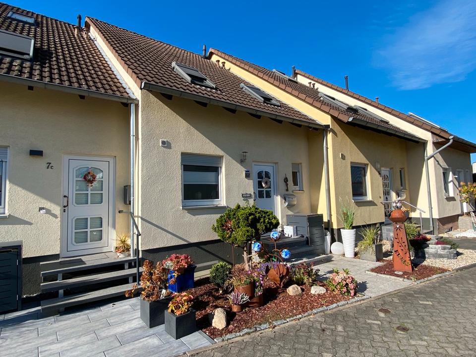 Thumbnail-Gehobenes Reihenmittelhaus mit Garten und Garage am Elm
