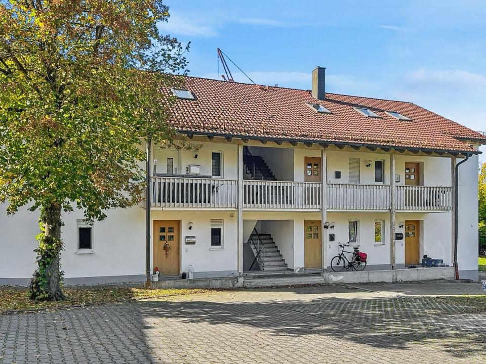 Thumbnail-2 - 3 Zimmerwohnung mit Stellplatz und Einbauküche bei Burgau