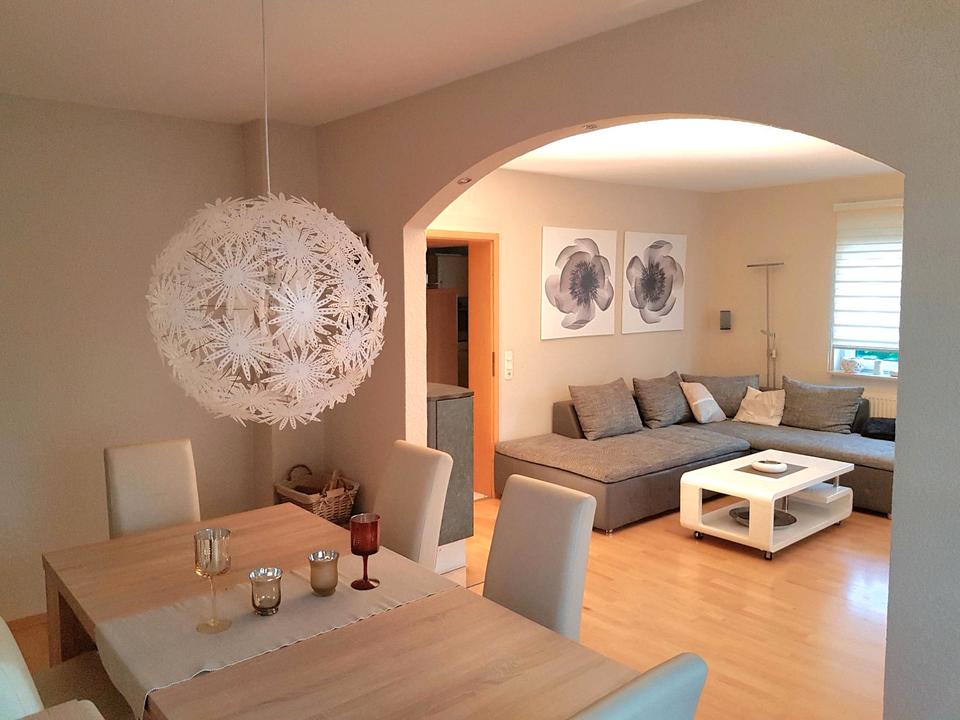 Thumbnail-Gepfegte 3 ZKB Wohnung mit Balkon in Niederkaufungen.