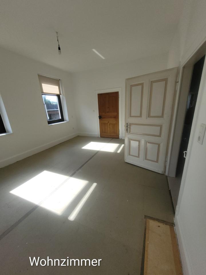 Thumbnail-Wohnung in Kirchen (Sieg) Erdgeschoß aber 5 Stufen bis Haustüre