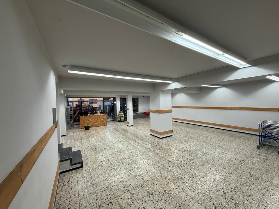 Thumbnail-Flexible Gewerbefläche in Stuttgart-Hofen Büro Lager Einzelhandel