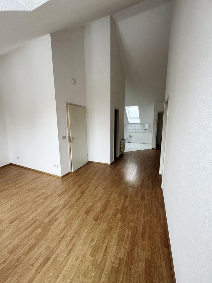 Thumbnail-Sonnige 3- Raum Wohnung mit Ausblick