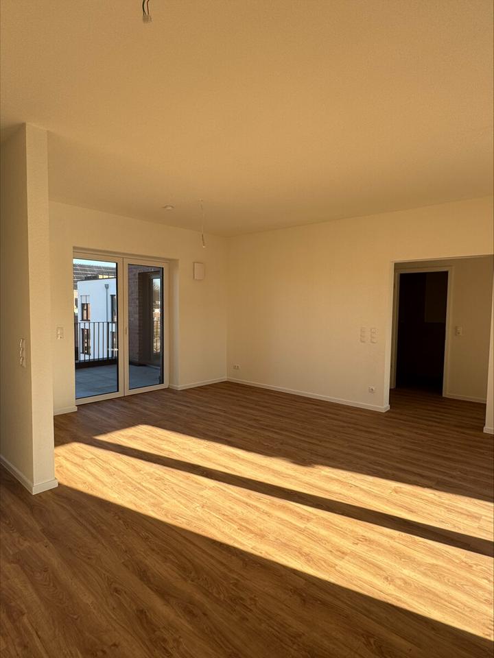 Thumbnail-Lichtdurchflutete 3-Zimmer Wohnung am Oldenburger Fliegerhorst !