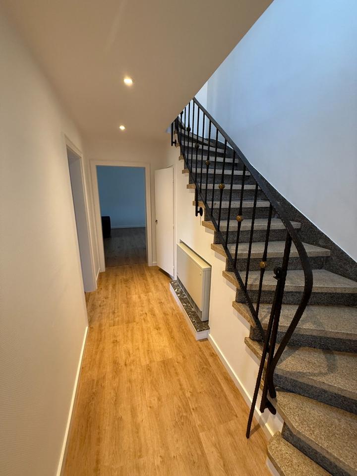 Thumbnail-Freistehendes Haus mit Garage & Weitblick