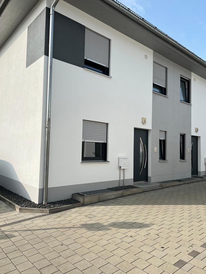 Thumbnail-Doppelhaushälfte in Abensberg zum Vermieten