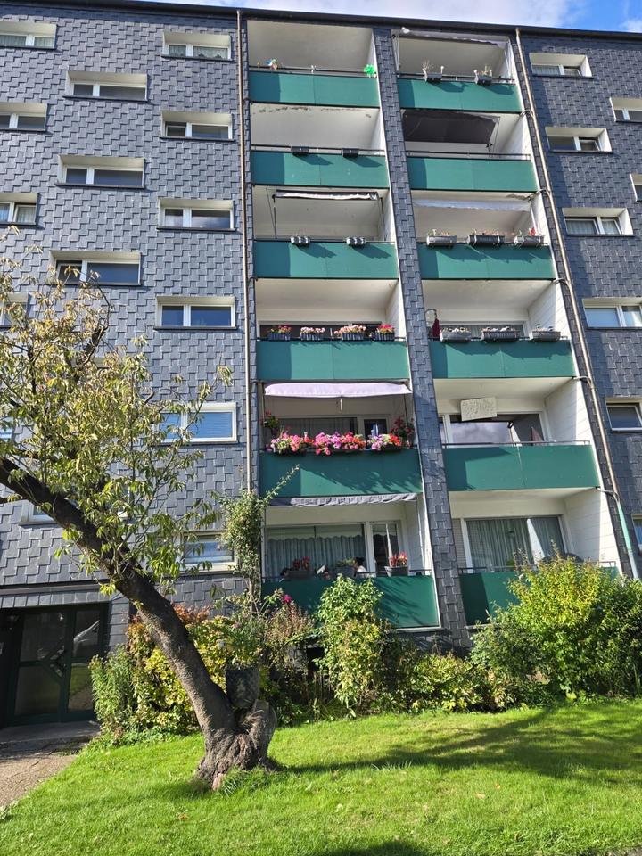 Thumbnail-3- Zimmer Eigentumswohnung mit 2 Loggia und Garage