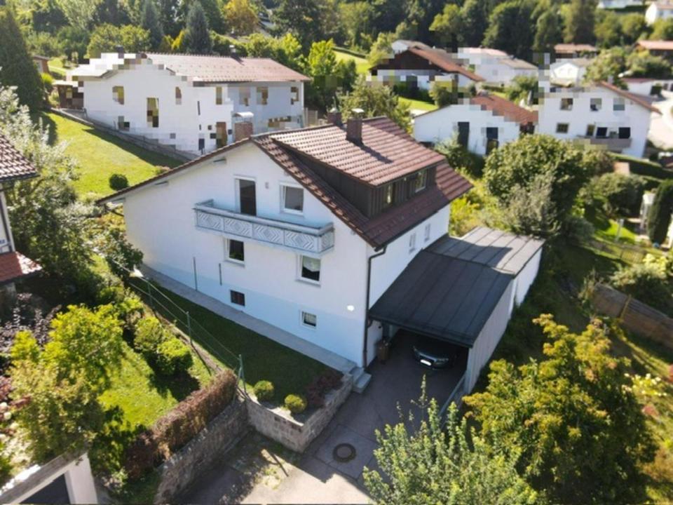 Thumbnail-*Vielseitiges Ein-o. Zweifamilienhaus in traumhafter Lage*