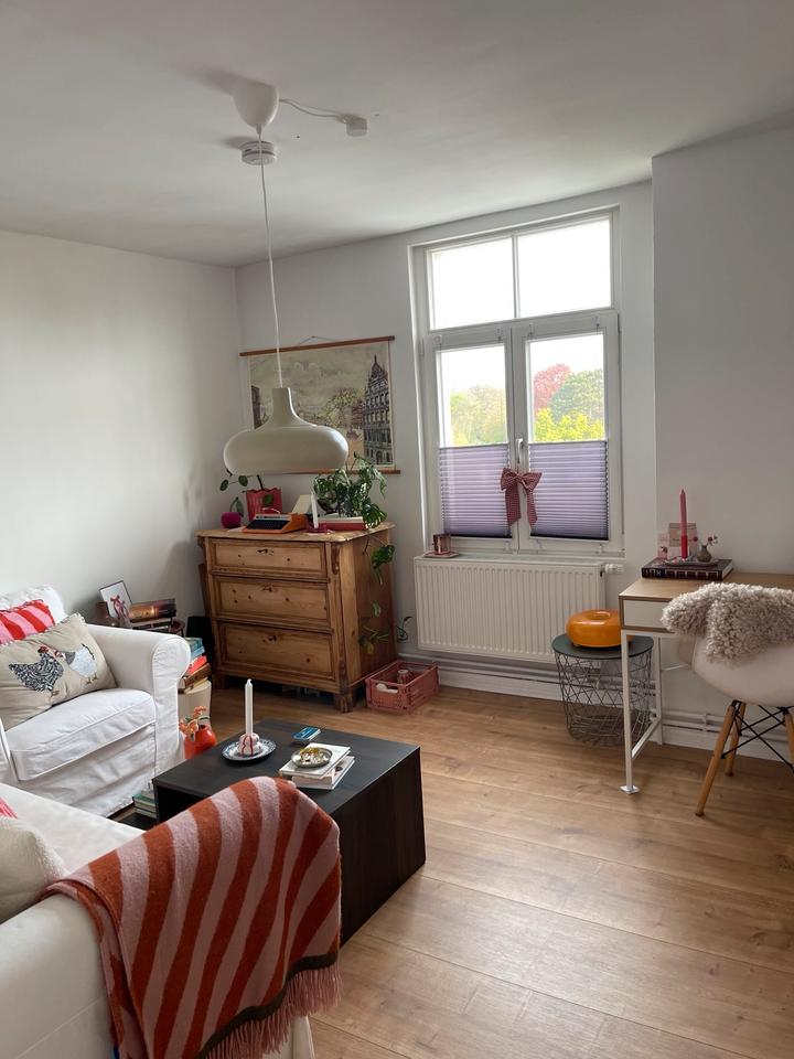 Thumbnail-Helles WG-Zimmer in großer, zentraler Altbauwohnung - 2er WG