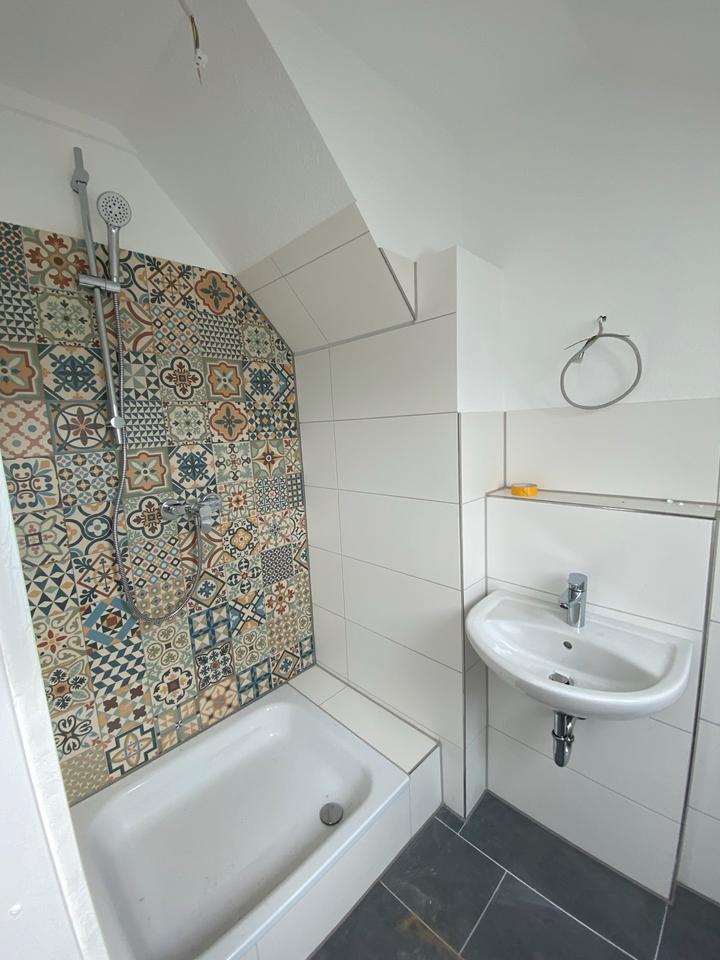 Thumbnail-Sanierte Dachgeschosswohnung in Hattingen Welper