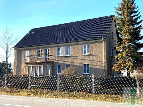 Thumbnail-Schicke 3-Raum-Wohnung im 1. OG + Garage in 02694 Kleinsaubernitz zu vermieten!