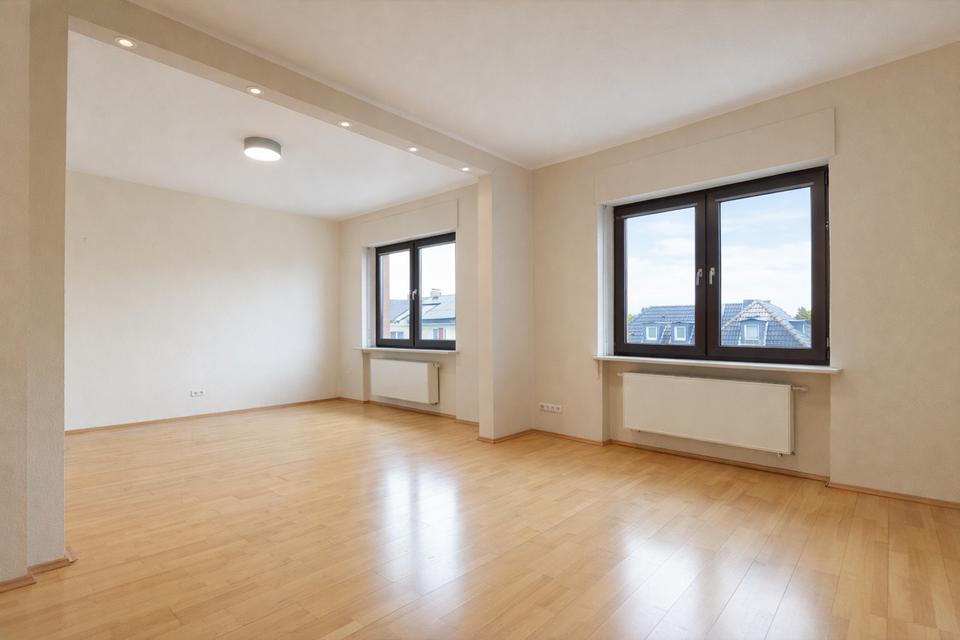 Thumbnail-Großzügige ca. 110m² große Maisonettewohnung mit Balkon in Südausrichtung in Hagen-Boelerheide