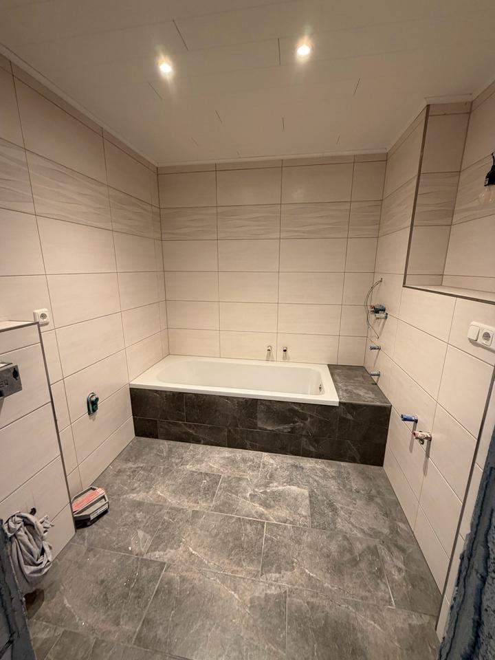 Thumbnail-Neu sanierte 3 Zimmer Wohnung 1. OG