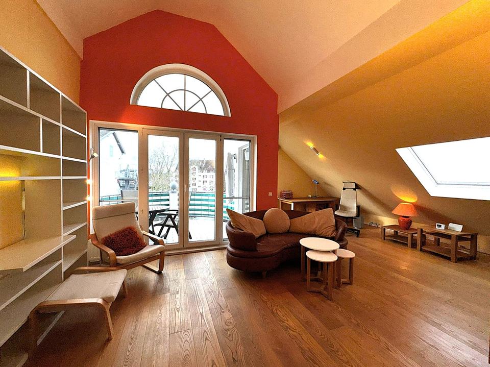 Thumbnail-CHARMING FURNISHED APARTMENT! approx. 65 m², 2-room, 1-bed, 1-bath, with balcony and parking