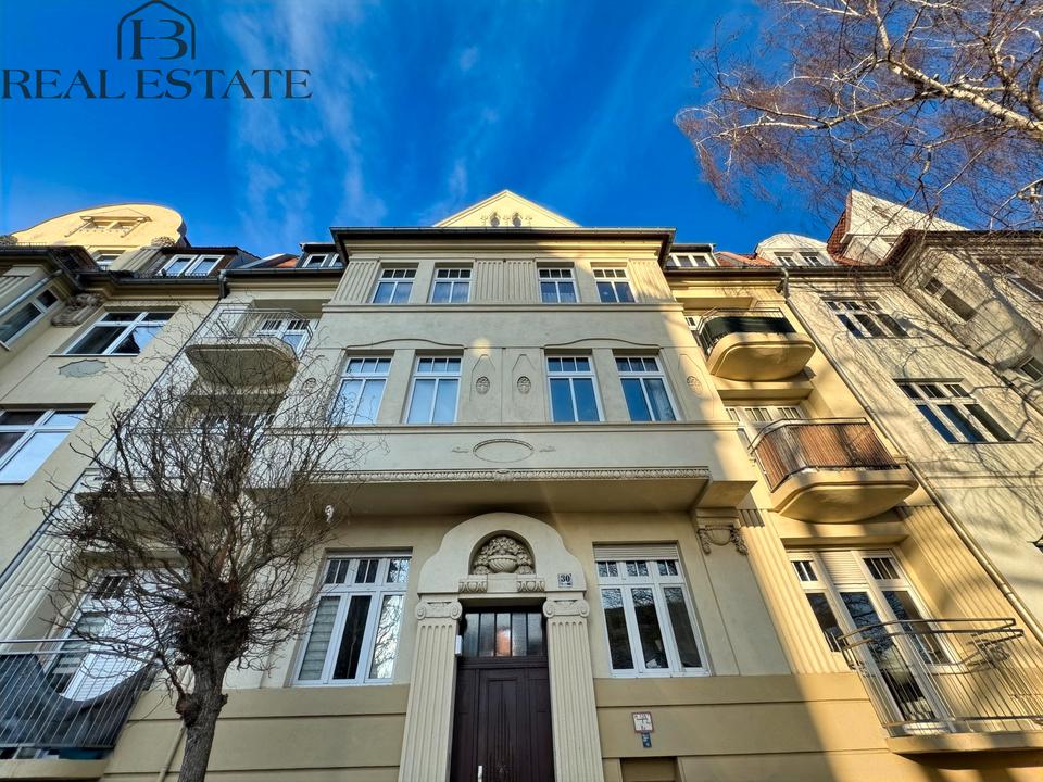 Thumbnail-Charmante 3-Zimmer-Altbauwohnung mit zwei Balkonen