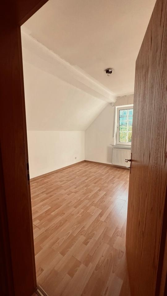 Thumbnail-Wohnung in Finnentrop 3 Zimmer, Badezimmer, Küche.