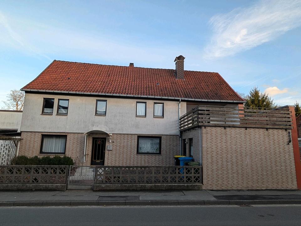 Thumbnail-Einfamilienhaus mit Garten und Garage