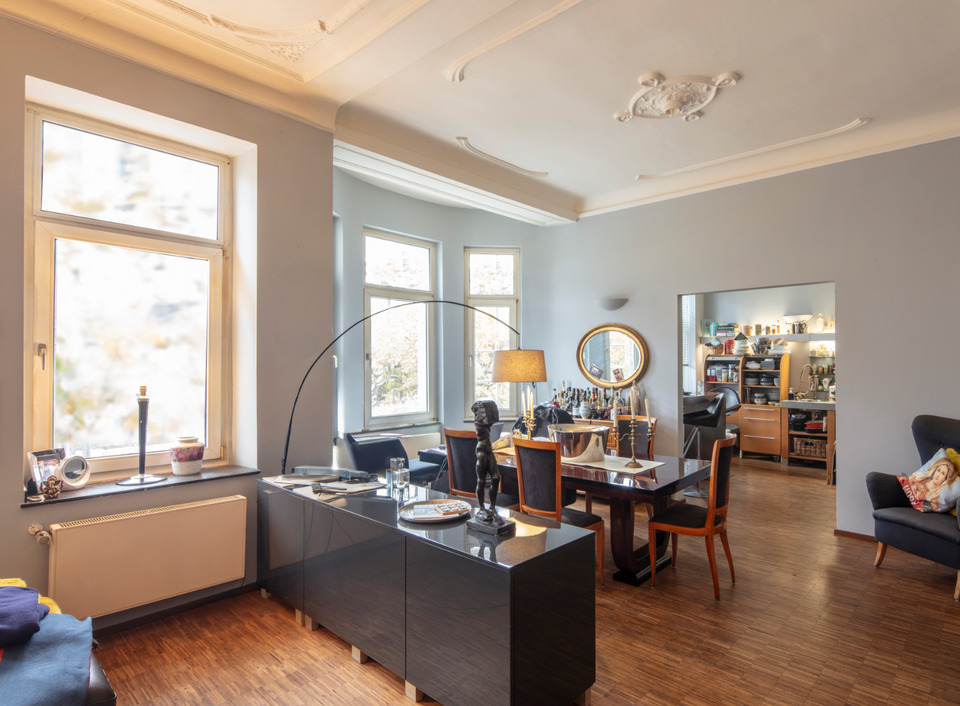 Thumbnail-Oberkassel 115 qm Altbauwohnung, Stuck, Parkett, 2 Balkone