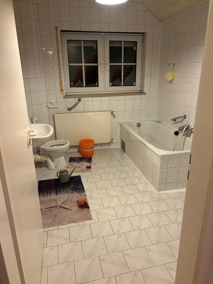 Thumbnail-Helle 4-Zimmer-Dachgeschosswohnung in ruhiger a