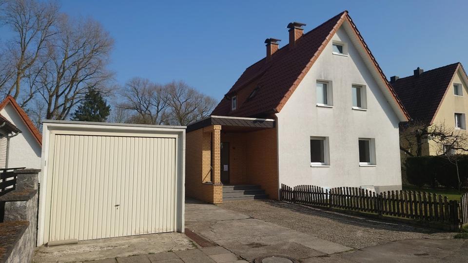 Thumbnail-Einfamilienhaus mit Einliegerwohnung auf 1.366 qm Grundstück