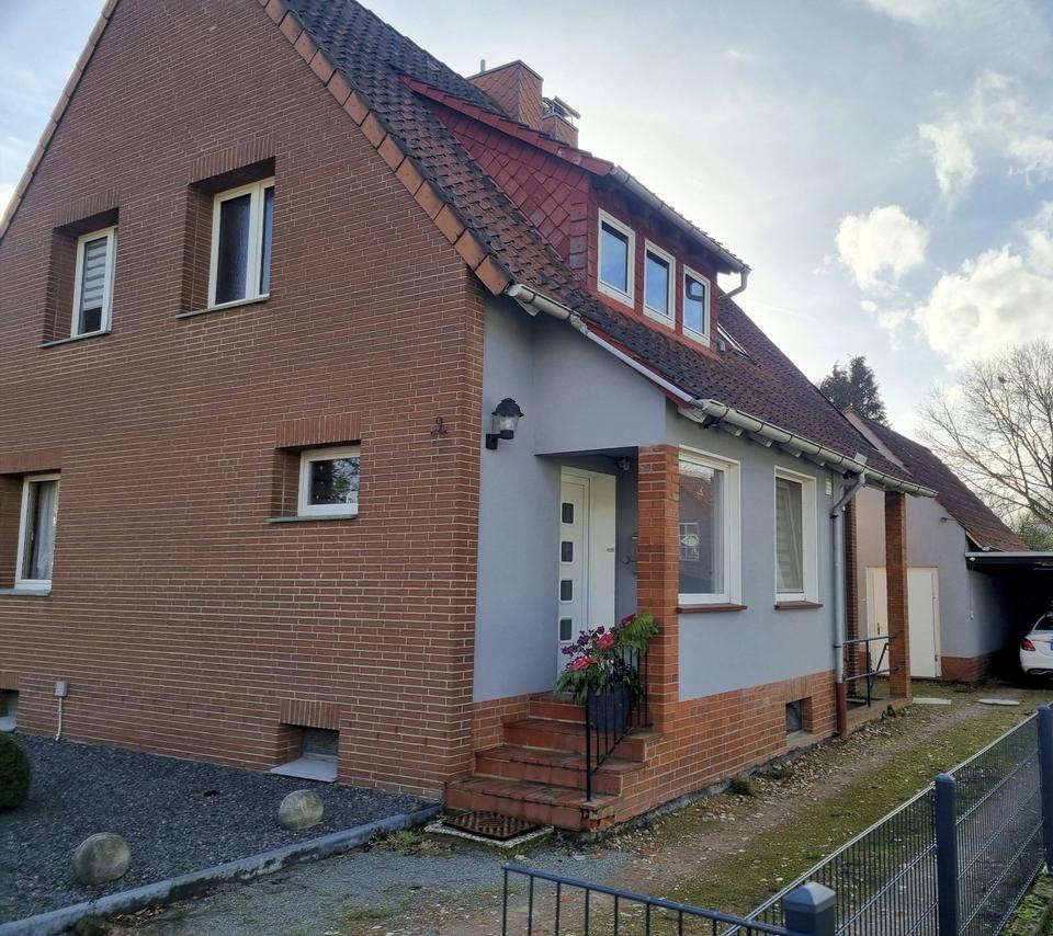 Thumbnail-Gepflegtes Einfamilienhaus mit Nebengebäude in Nbg.-Erichshagen