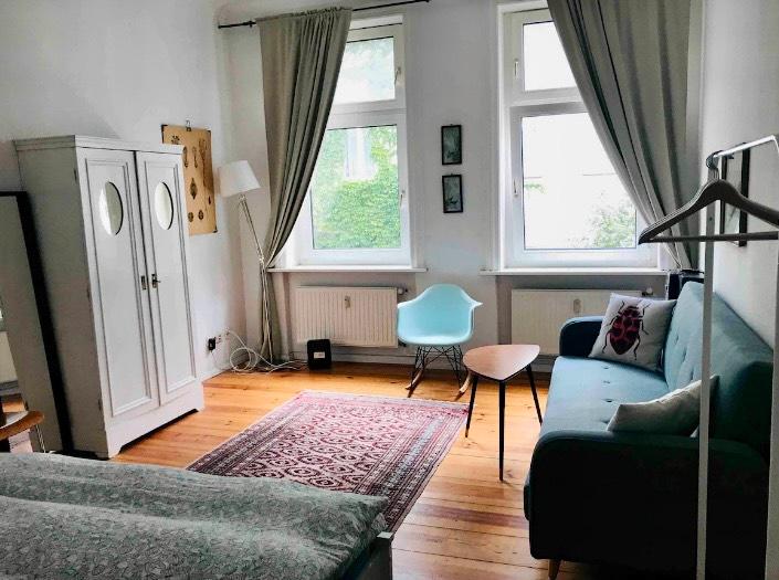 Thumbnail-Stilvolle Altabauwohnung in Weserstr