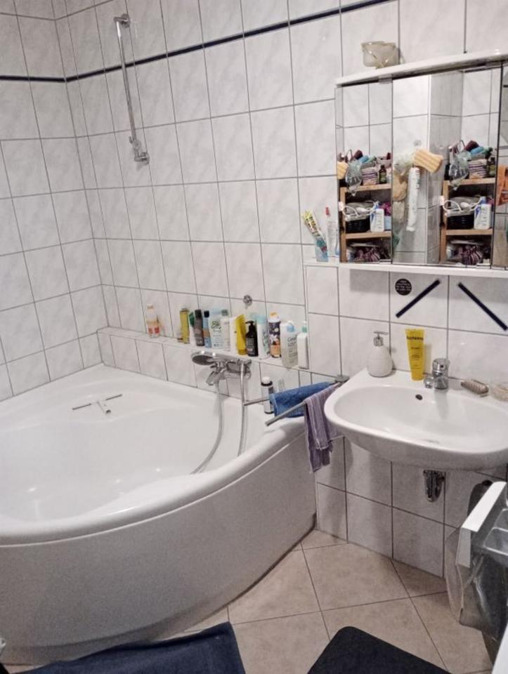 Thumbnail-2. Zimmer-Wohnung plus Küche, mit Balkon zum Hinterhof