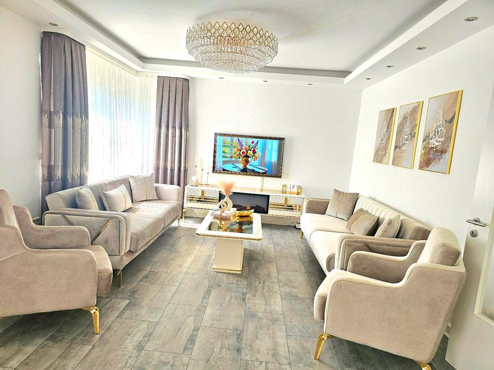 Thumbnail-Stilvoll modernisiertes Ein Familienhaus - Provisionsfrei