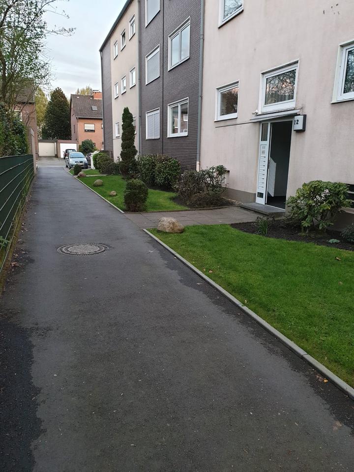 Thumbnail-2,5-Zimmer-Dachgeschosswohnung zzgl. Kfz-Stellplatz ab 01.01.2026