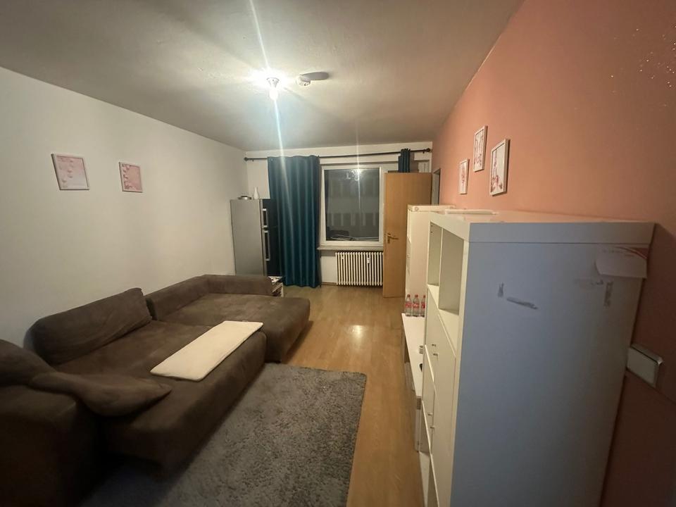 Thumbnail-1 Zimmer zur Untervermietung in einer Wohnung (nur für 3-4 Mon)