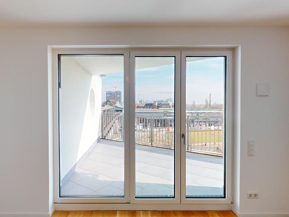 Thumbnail-Großzügige 3-Zimmerwohnung mit zwei Balkonen am Gleisdreieck